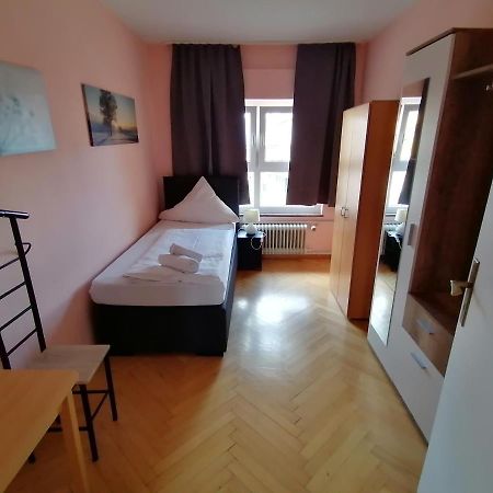 La Stella Hotel Suessen Bagian luar foto